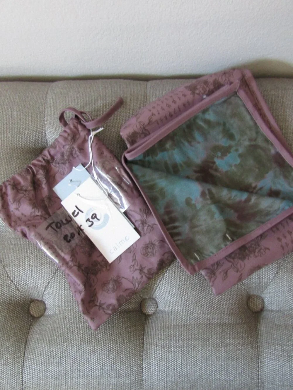 Johnny Was Calme Vintage Line Art Mauve Towel